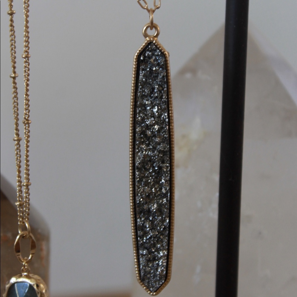 ‼️PRICE DROP‼️ONLY $10 TODAY✨BRAND NEW✨Oval Stone Druze Necklace✨2 colors!❤️🎄 - Picture 5 of 6